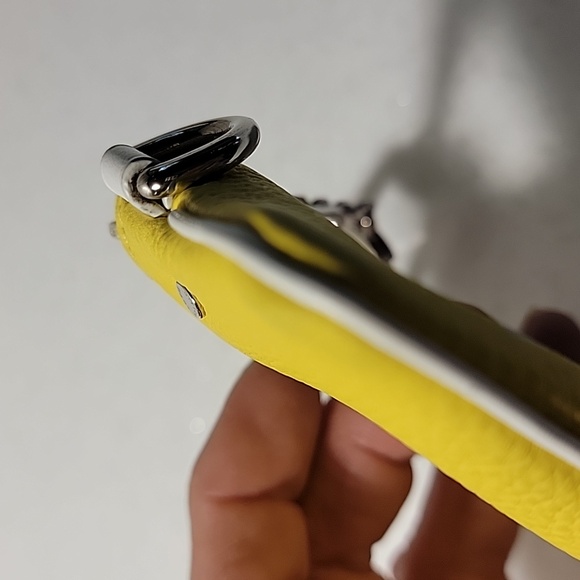 Authentic Louis Vuitton x Virgil Abloh  Limited Edition 🔑 Key cles COA - Picture 6 of 13